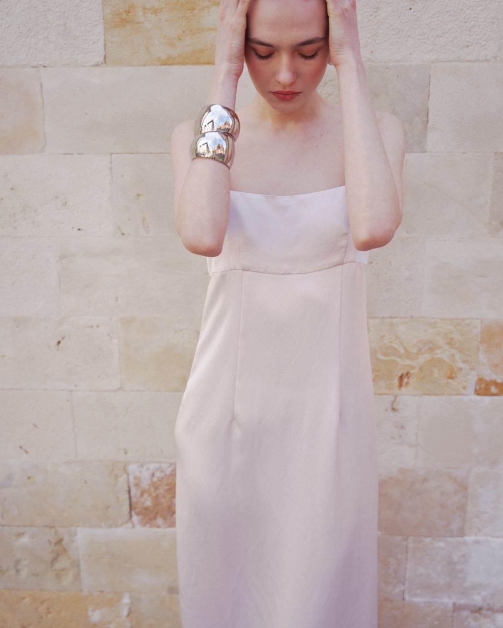 Dress with a Cut-Off Bodice