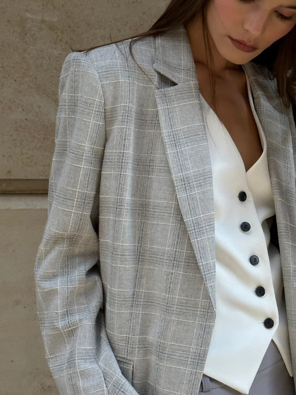 Checkered jacket with rounded lapels